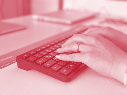 BSVG-Tastatur-Rot