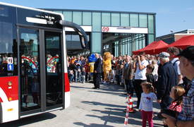 Bustaufen am Tag der offenen Tür 2012